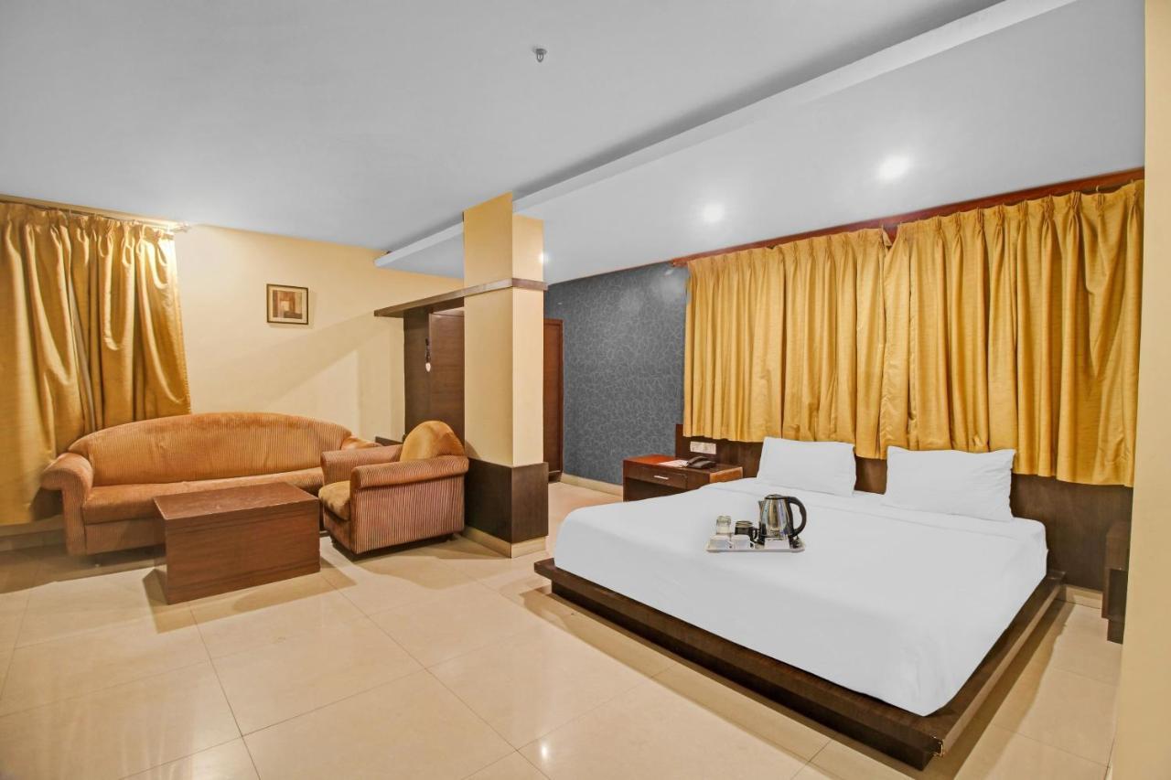 海得拉巴 Townhouse The Grand Plaza酒店 外观 照片