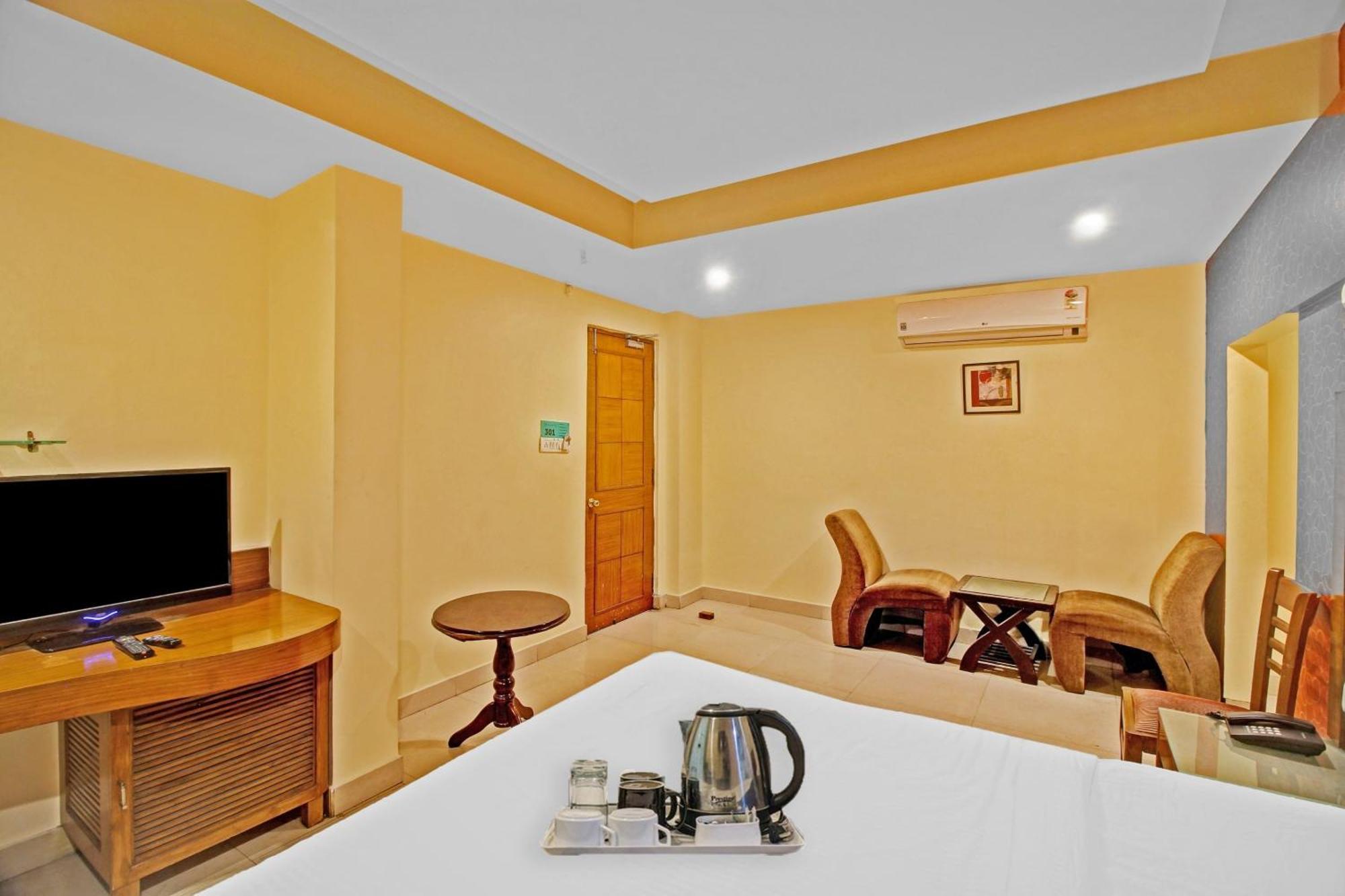 海得拉巴 Townhouse The Grand Plaza酒店 外观 照片