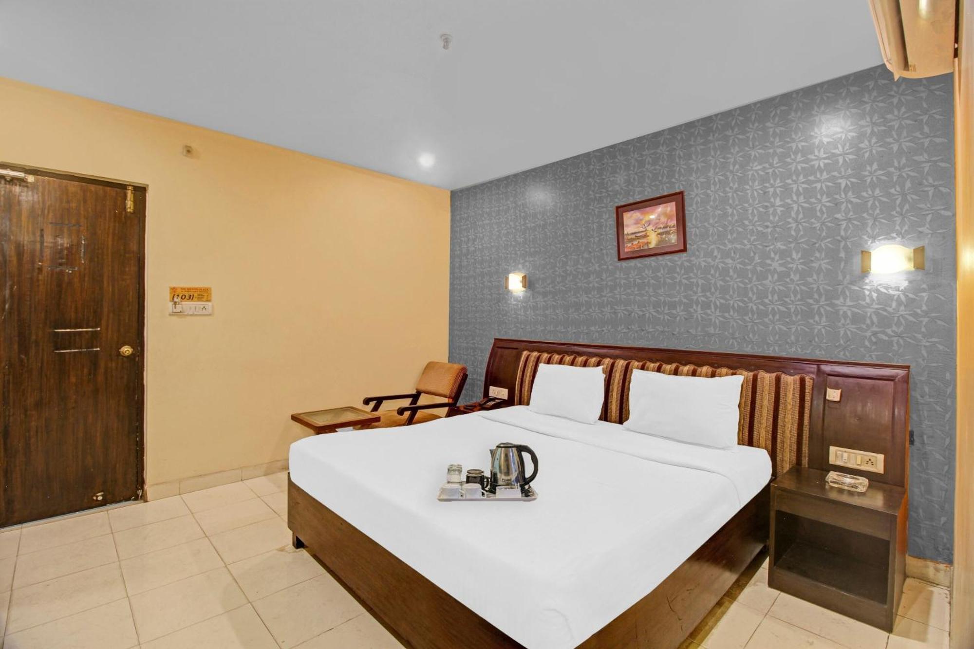 海得拉巴 Townhouse The Grand Plaza酒店 外观 照片