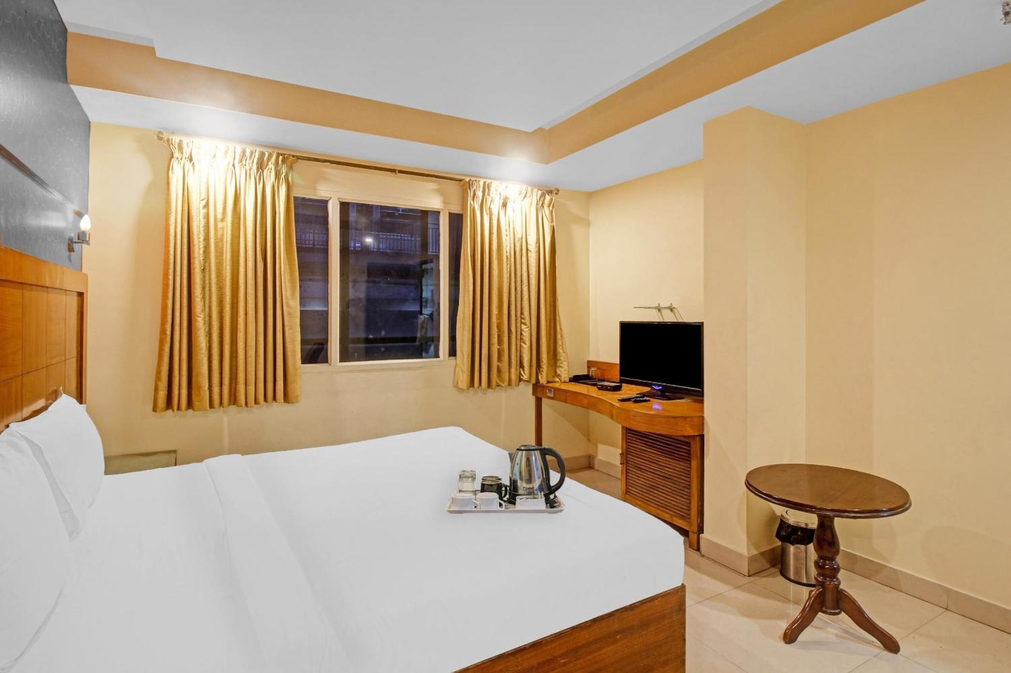 海得拉巴 Townhouse The Grand Plaza酒店 外观 照片